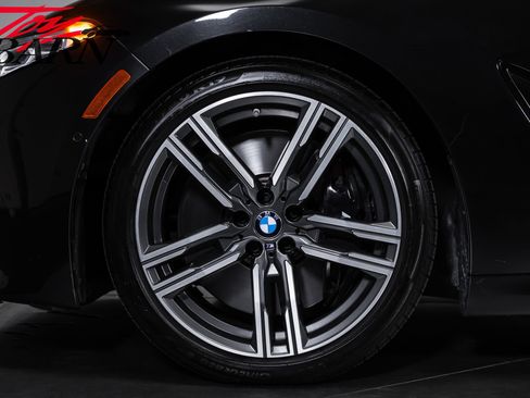 Used 2021 BMW M850i xDrive Coupe w/ Driving Assistance Package AWD/4WD image 14