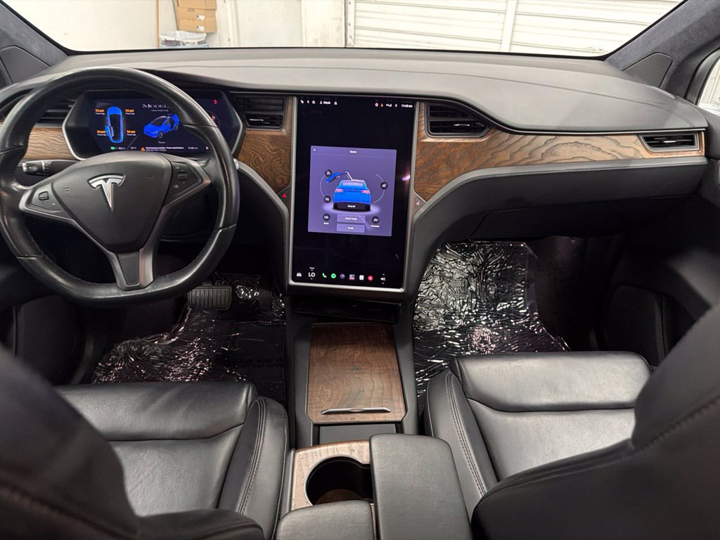 Used 2020 Tesla Model X Long Range AWD/4WD image 22