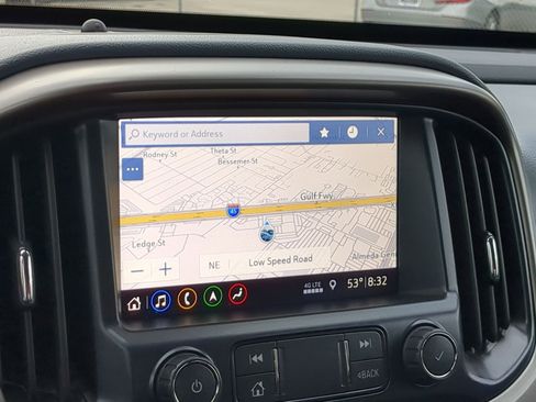 Used 2022 Chevrolet Colorado Z71 w/ Safety Package image 23