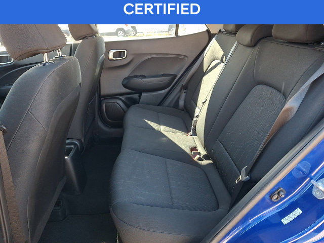 Certified 2022 Hyundai Venue SE FWD image 10