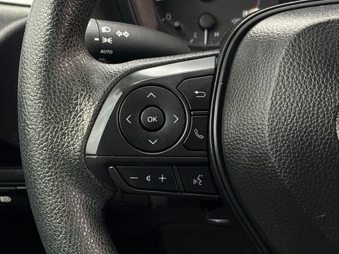 Used 2025 Toyota Corolla LE FWD image 22