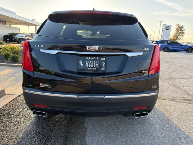 Used 2018 Cadillac XT5 Premium Luxury FWD image 6