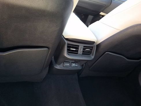 Used 2024 Lexus ES 350 w/ Premium Package FWD image 11