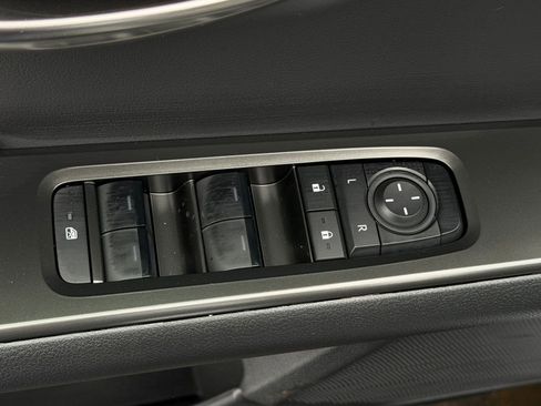 New 2026 Lexus UX 300h AWD image 22