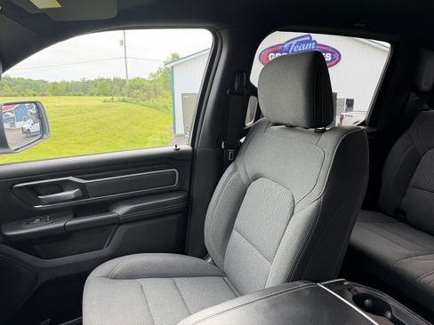 Used 2022 RAM 1500 Big Horn AWD/4WD image 37