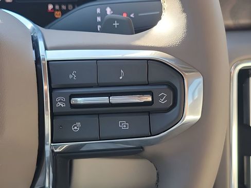 New 2026 GMC Yukon XL Denali image 37