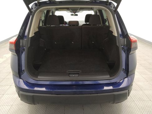Used 2024 Nissan Rogue SV AWD/4WD image 29