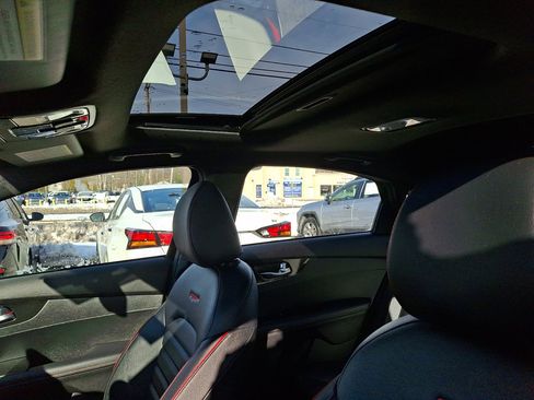 Used 2022 Kia Forte GT image 26