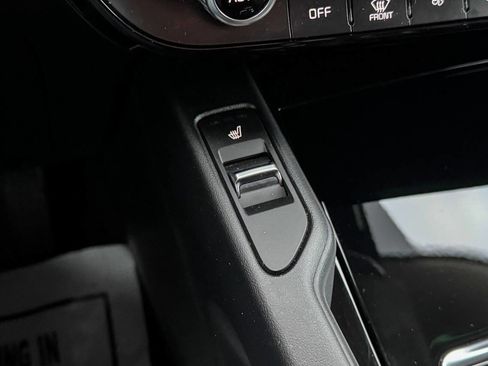 Used 2023 Kia Telluride S image 36