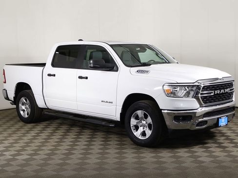 Used 2023 RAM 1500 Big Horn AWD/4WD image 2