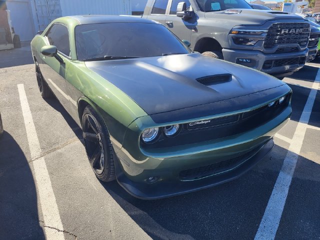 Used 2022 Dodge Challenger R/T Scat Pack w/ T/A Package RWD image 5