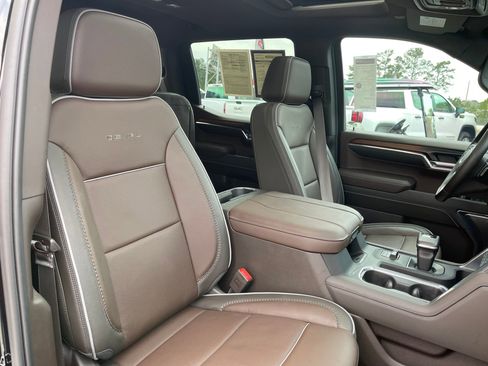 Used 2024 GMC Sierra 1500 Denali w/ Denali Reserve Package image 27