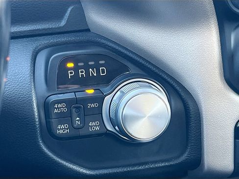 Used 2022 RAM 1500 Laramie AWD/4WD image 16