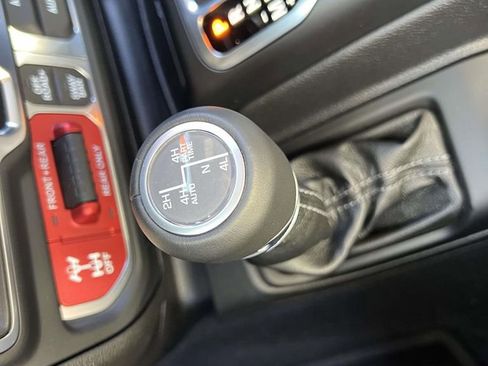 Used 2025 Jeep Wrangler Unlimited Rubicon 4xe w/ Technology Group image 24