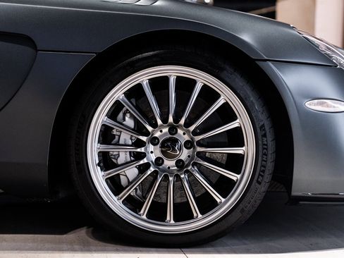 Used 2005 Mercedes-Benz SLR image 30