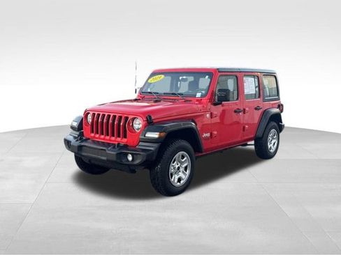 Used 2019 Jeep Wrangler Unlimited Sport image 3