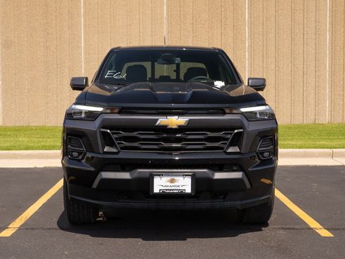 New 2025 Chevrolet Colorado LT w/ LT Convenience Package image 3