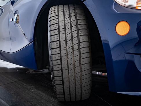 Used 2007 BMW M Roadster image 40