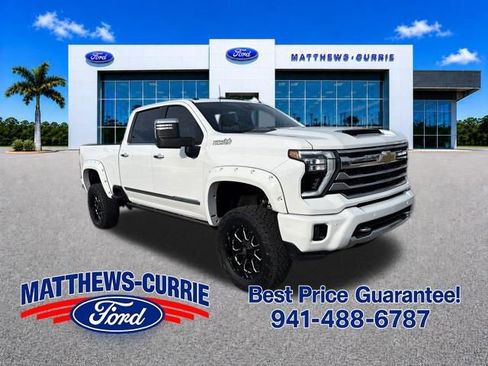 Used 2024 Chevrolet Silverado 3500 High Country w/ Technology Package AWD/4WD image 1