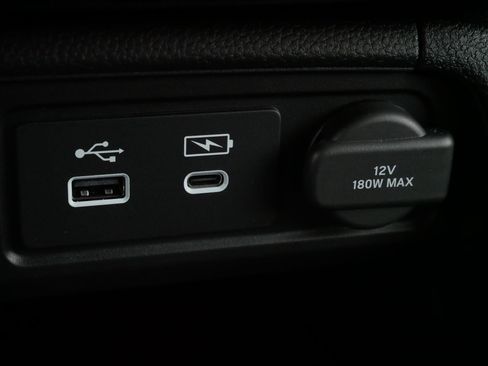 Certified 2025 Honda Pilot Touring image 30