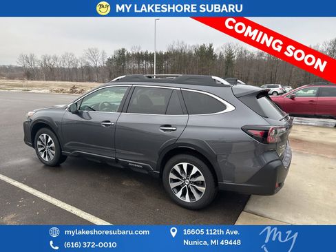 Used 2023 Subaru Outback Touring XT AWD/4WD image 7