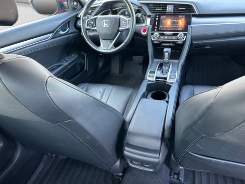 Used 2017 Honda Civic Touring image 18