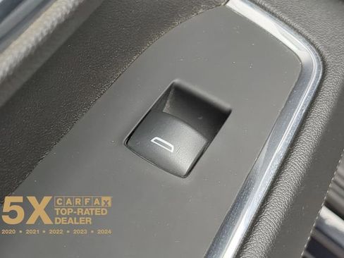 Used 2024 GMC Sierra 1500 SLT image 35