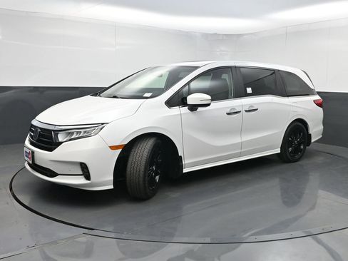 Used 2024 Honda Odyssey Touring image 27
