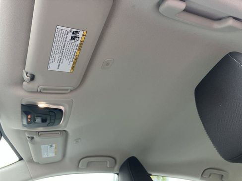 Certified 2025 Toyota Corolla LE w/ Convenience Package FWD image 20