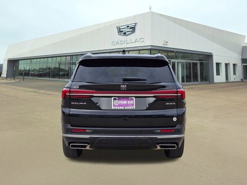 Used 2025 Buick Enclave Preferred image 5