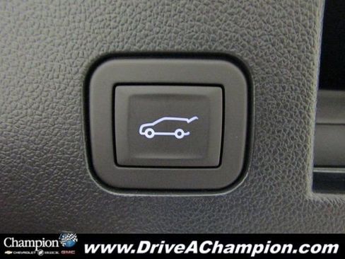 Certified 2026 Chevrolet Equinox ACTIV w/ LPO, Floor Liner Package image 14