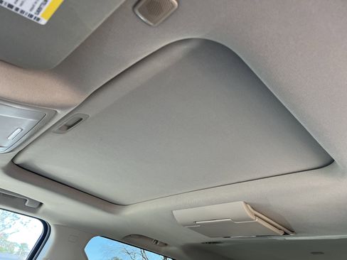 Used 2017 GMC Yukon Denali w/ Open Road Package image 15