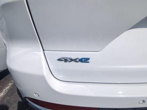 Used 2022 Jeep Grand Cherokee Limited 4xe image 4