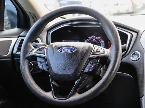 Certified 2020 Ford Fusion SE AWD/4WD image 17