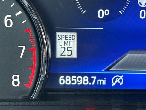 Used 2022 Ford Explorer Limited w/ Equipment Group 301A image 39