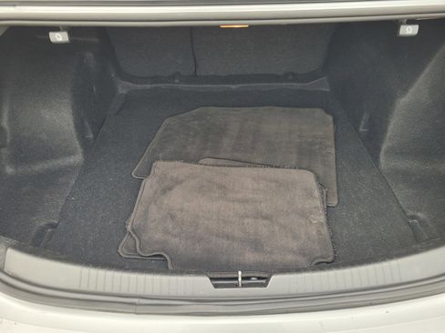 Used 2018 Chevrolet Malibu LS image 27