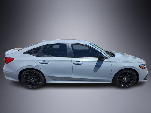 Used 2023 Honda Civic Sport image 7