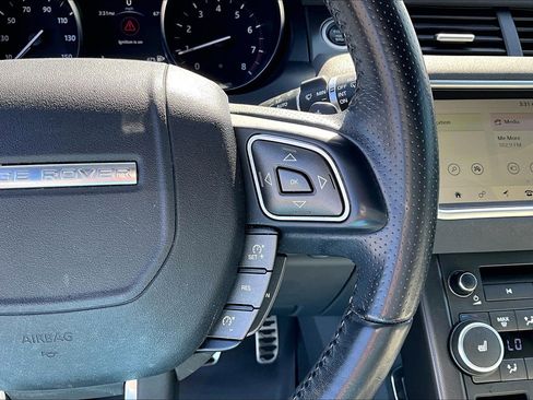 Used 2018 Land Rover Range Rover Evoque HSE Dynamic AWD/4WD image 12