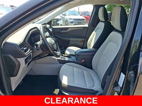 Used 2024 Ford Escape Active AWD/4WD image 14