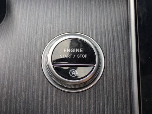 Certified 2025 Mercedes-Benz C 300 Sedan image 30