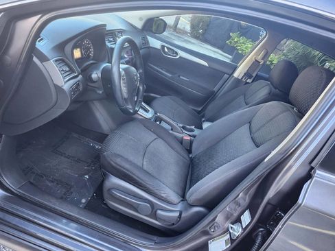 Used 2013 Nissan Sentra SR w/ Driver Pkg image 11