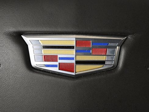 Used 2022 Cadillac XT6 Premium Luxury w/ Platinum Package AWD/4WD image 39