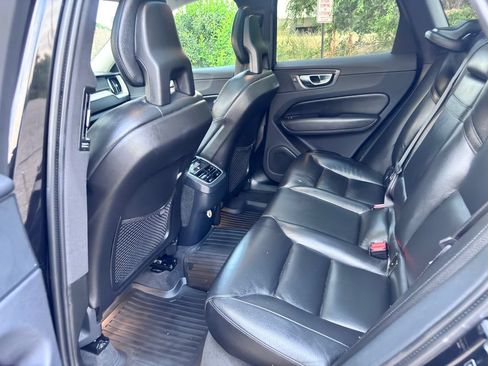 Used 2018 Volvo XC60 T5 Inscription w/ Convenience Package AWD/4WD image 34
