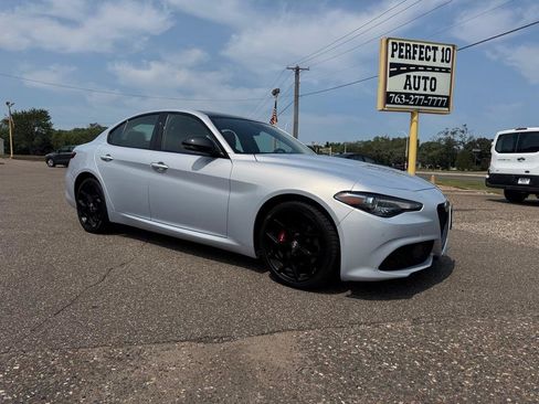 Used 2020 Alfa Romeo Giulia AWD w/ Quick Order Package 22J Sport image 2