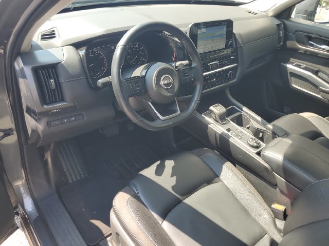Used 2024 Nissan Pathfinder SL w/ SL Premium Package AWD/4WD image 25