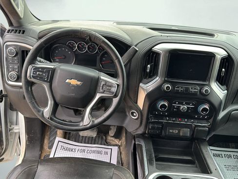 Used 2021 Chevrolet Silverado 3500 LTZ w/ LTZ Convenience Package image 10