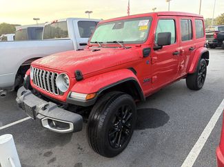 Used 2025 Jeep Wrangler Unlimited Sahara w/ Safety Group AWD/4WD video 1