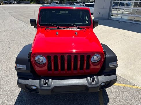 Used 2019 Jeep Wrangler Sport AWD/4WD image 11