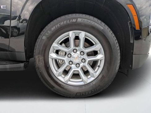 Used 2025 Chevrolet Tahoe LT AWD/4WD image 10