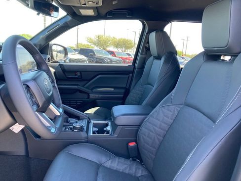 New 2026 Toyota 4Runner TRD Off-Road Premium AWD/4WD image 10